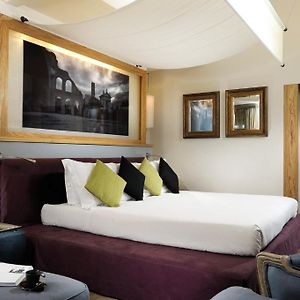 Camera deluxe con letto king size